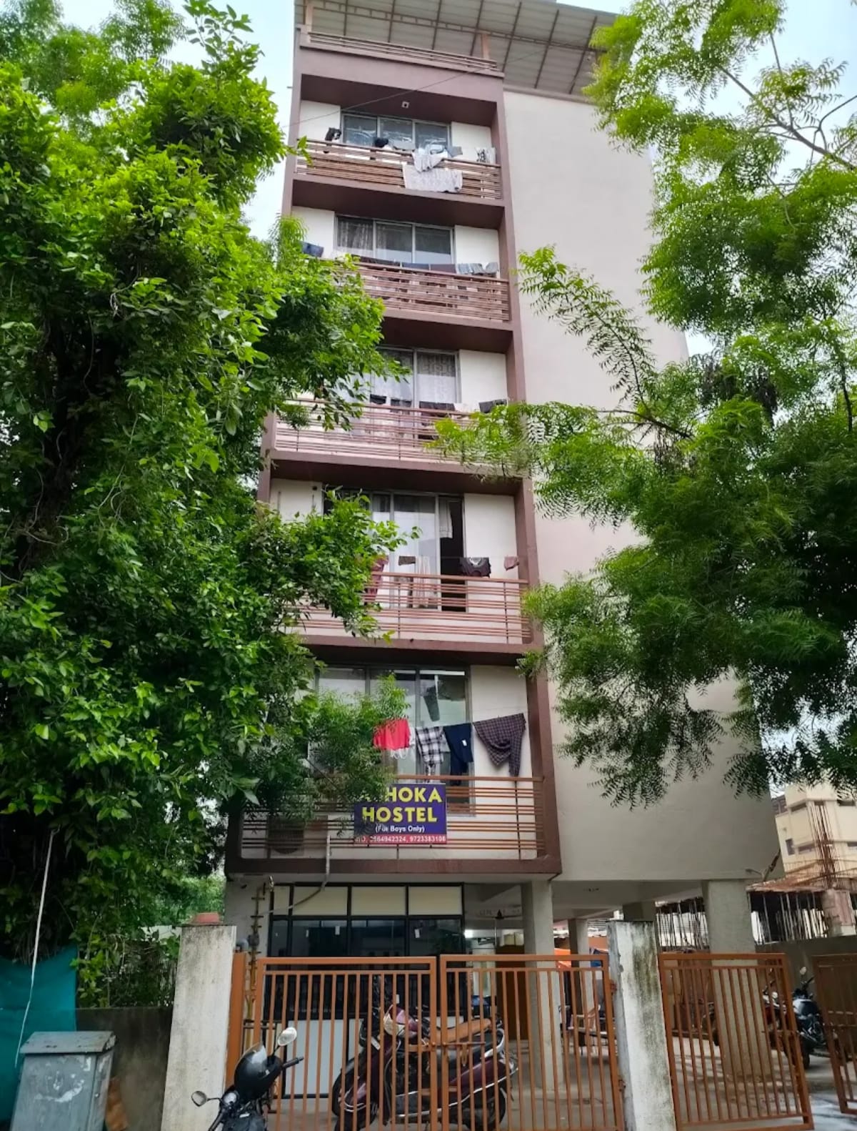 Ashoka Boys Hostel - Building exterior